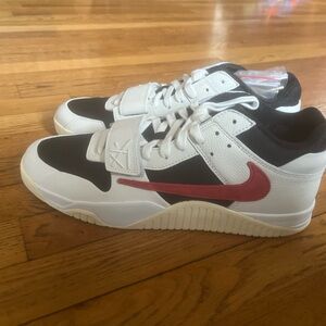 JORDAN JUMPMAN JACK TR 'UNIVERSITY RED' - Never Worn